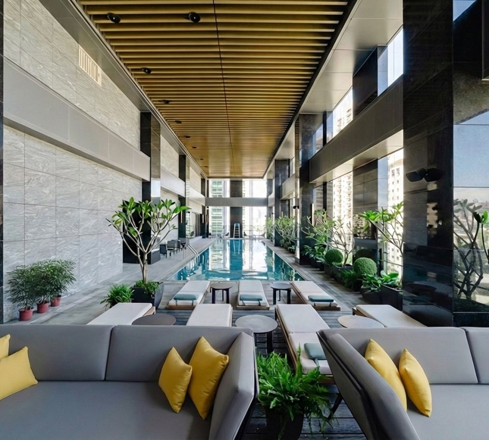 Swimming pool