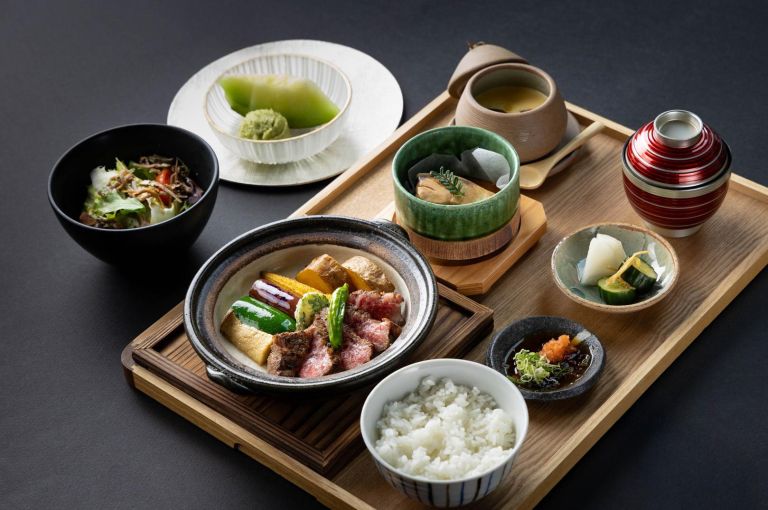 御昼食|和牛陶板御膳