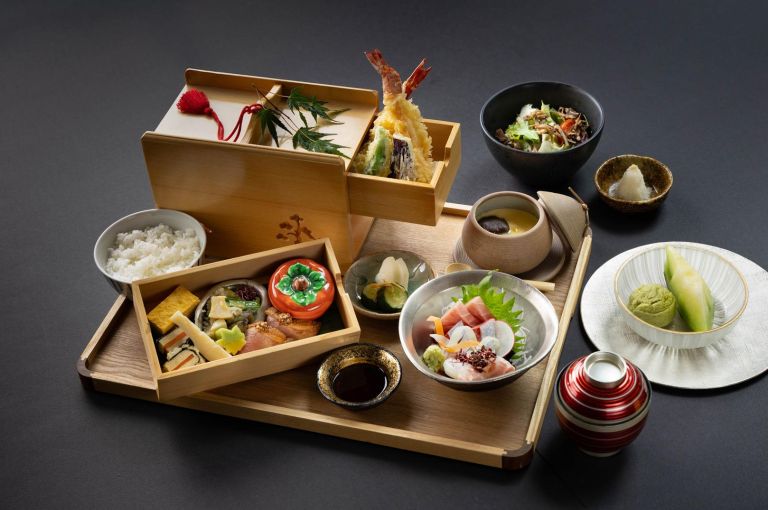 御昼食|雅弁当